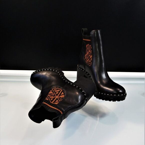 Antonio Melani Chunky Lug Sole Booties 20th Anniversary Collection Mikee Logo - Picture 3 of 11